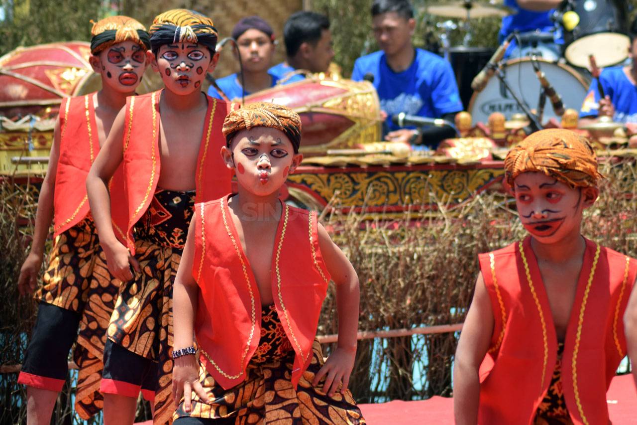 Semarak Festival Lereng...