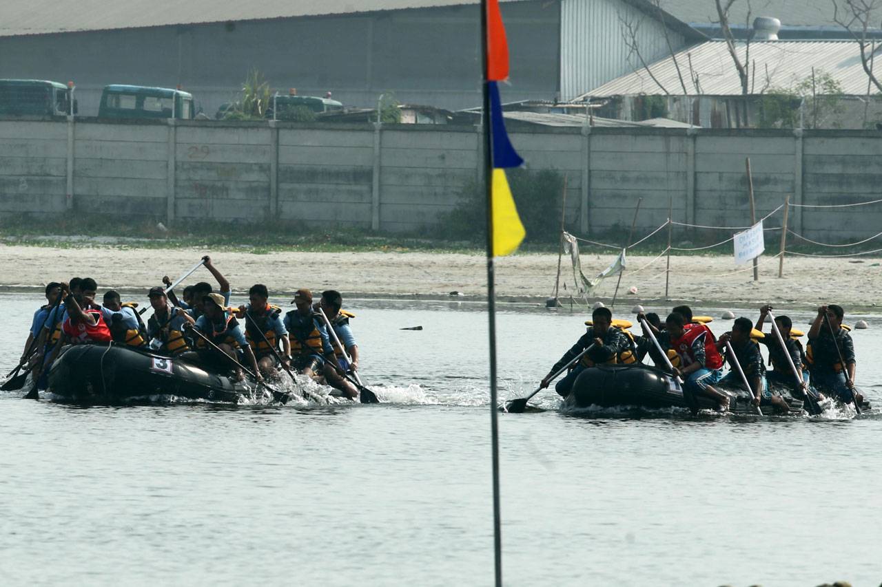 TNI AL Gelar Kompetisi...