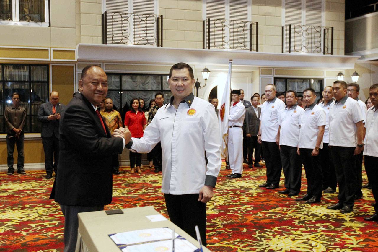 Hary Tanoesoedibjo Resmi...
