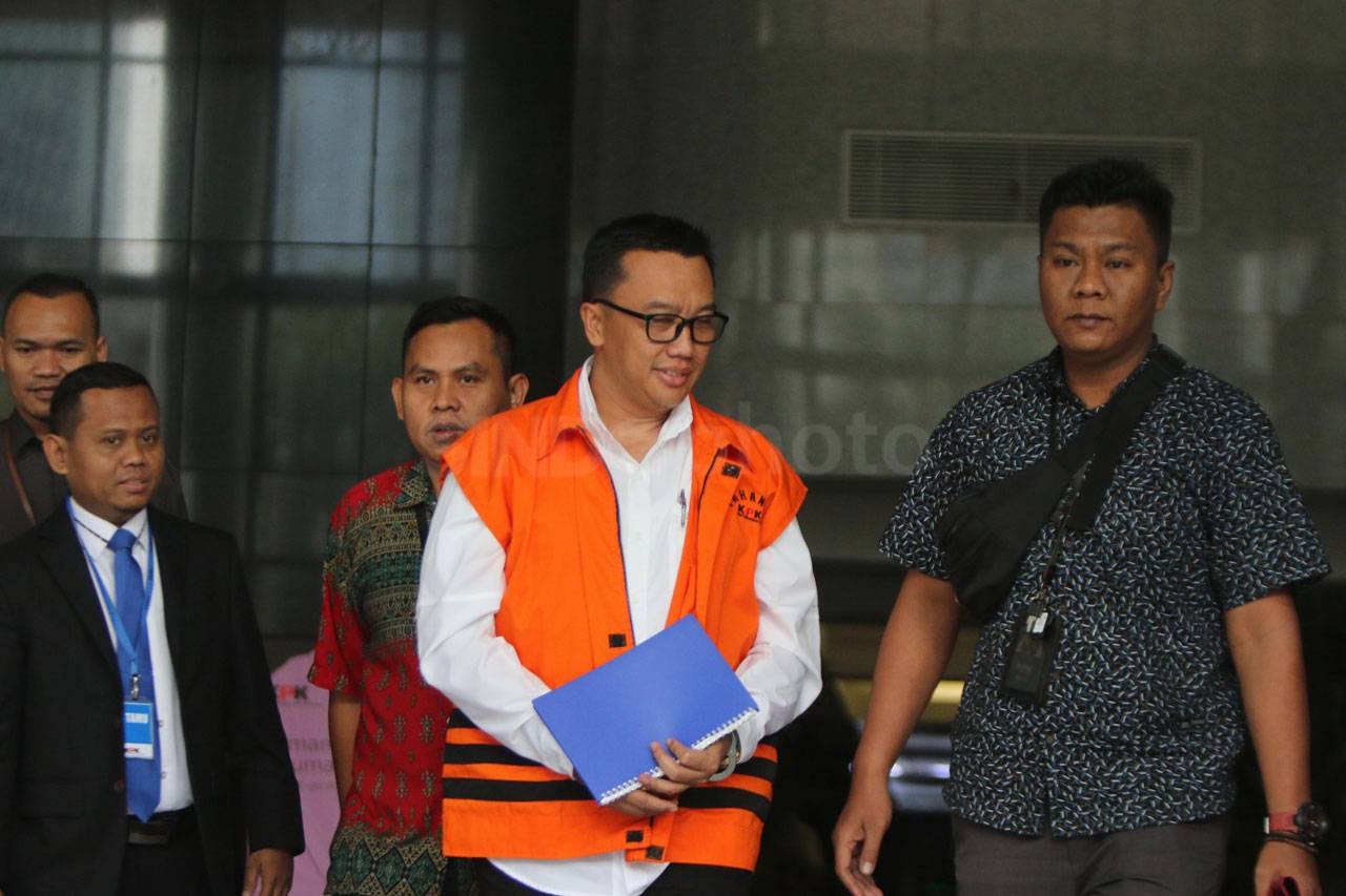 KPK Periksa Imam Nahrawi...