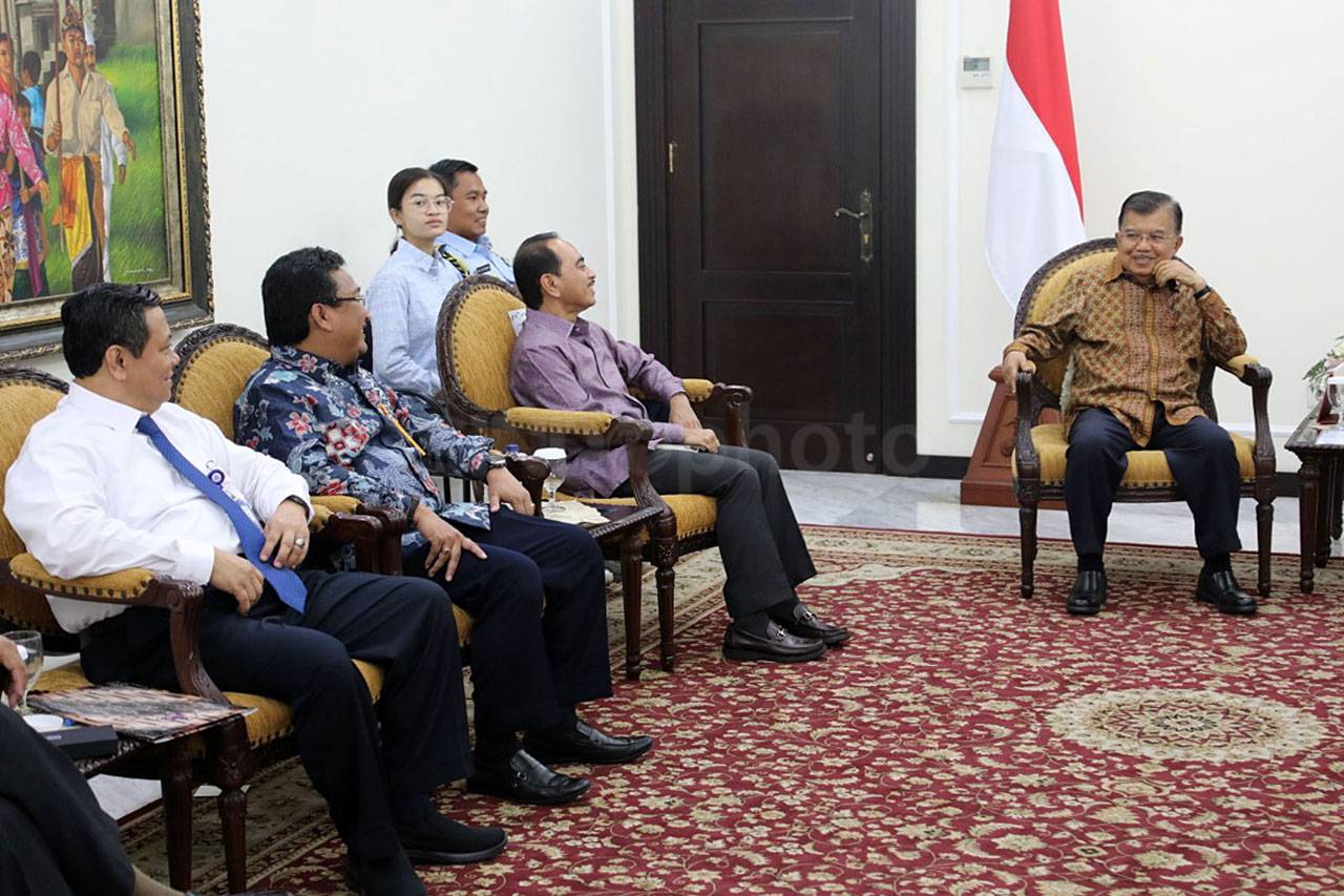 Wapres Jusuf Kalla Terima...