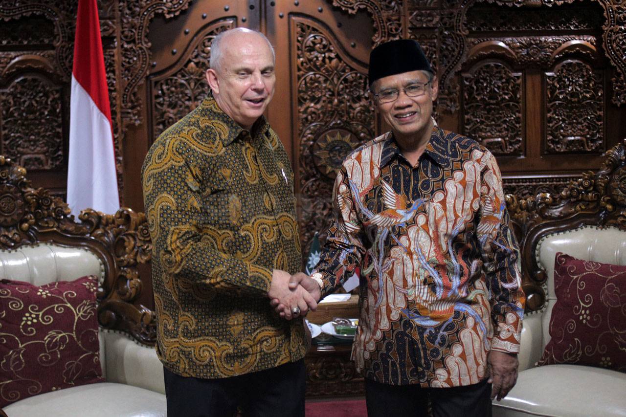 Haedar Nashir Terima...