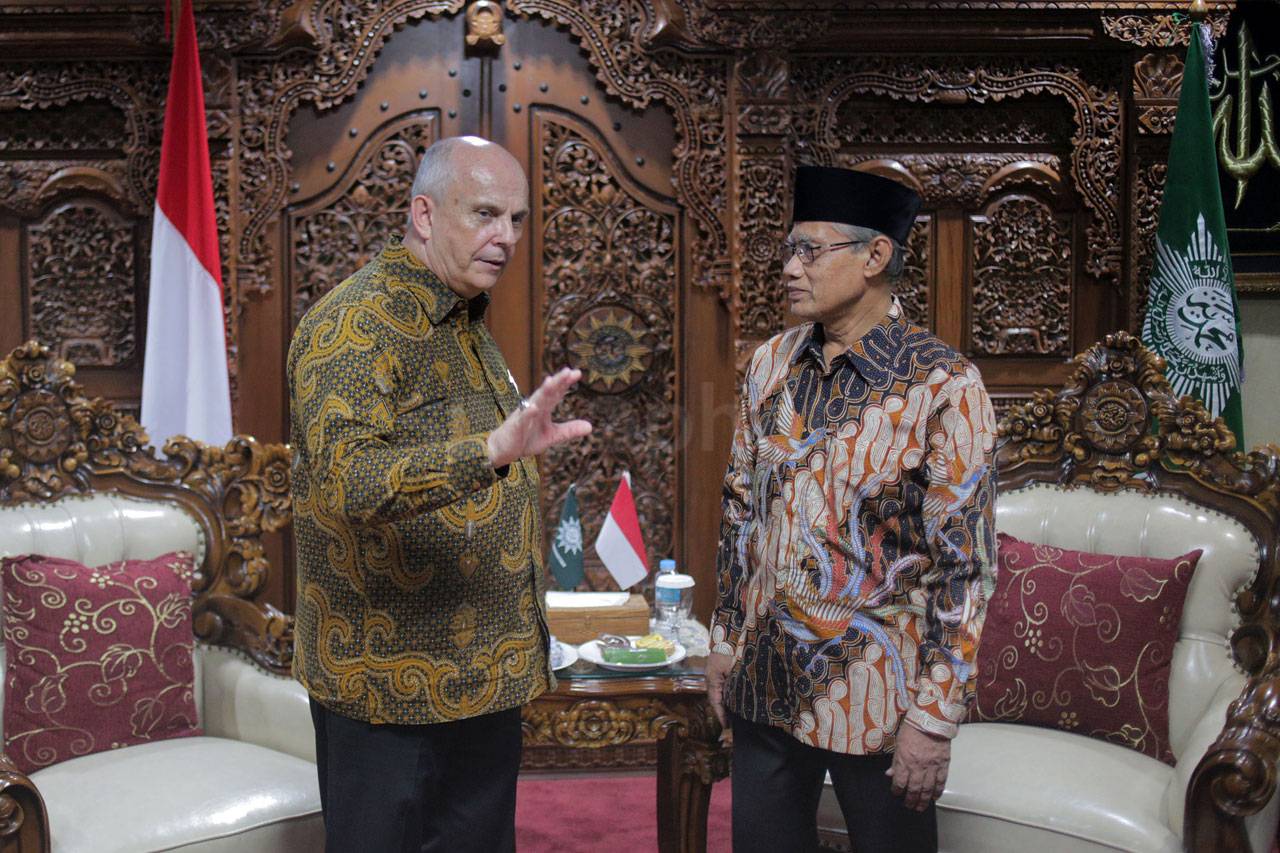 Haedar Nashir Terima...