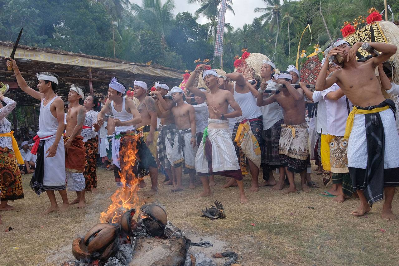 Warga Karangasem Bali...