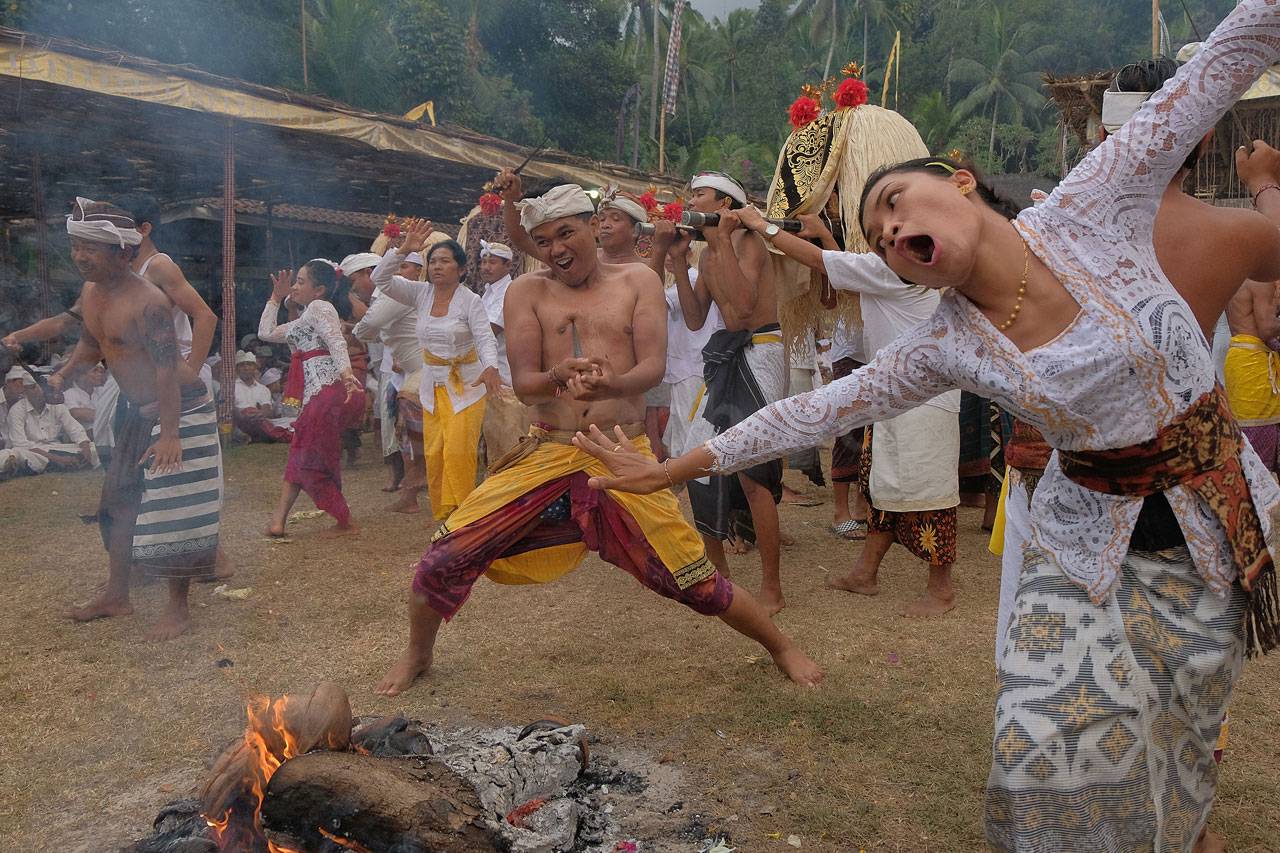 Warga Karangasem Bali...