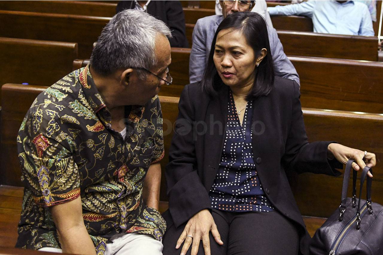 M Indung Andriani Dituntut...