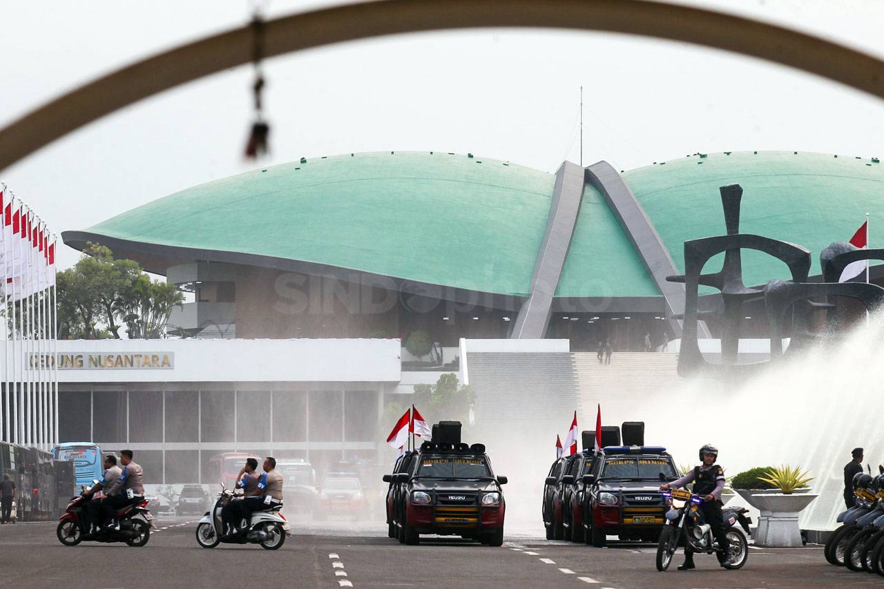 Jelang Pelantikan Presiden,...