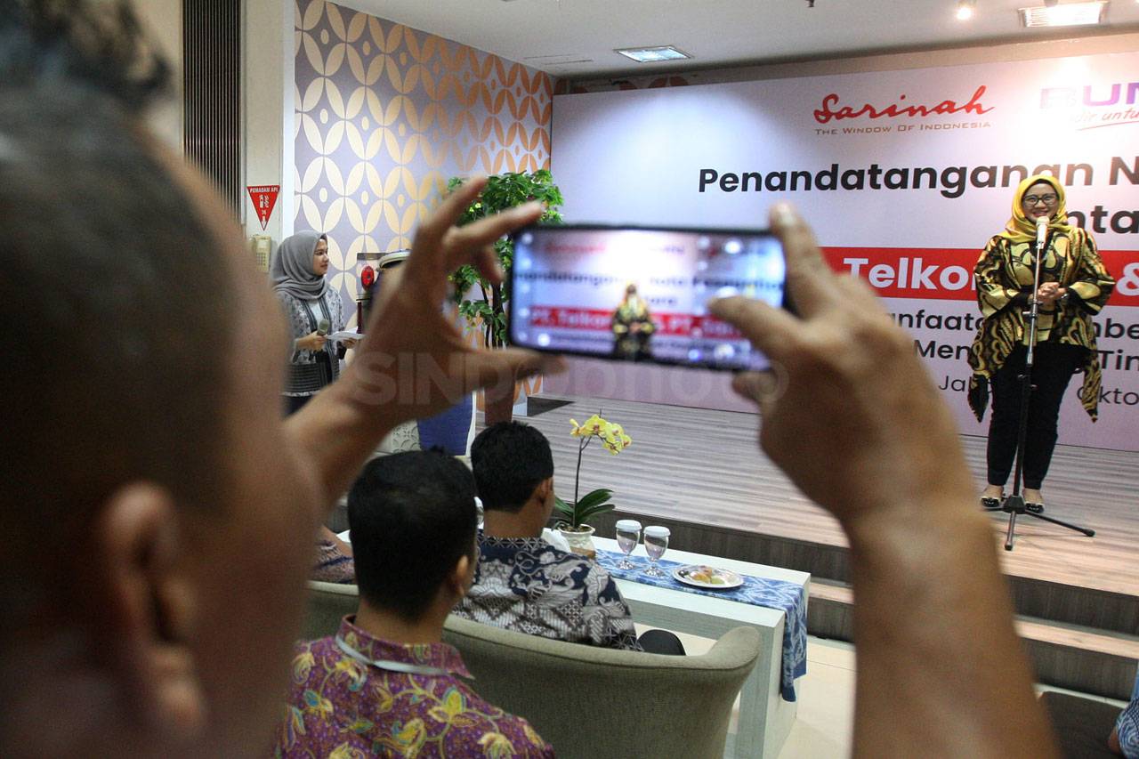 Telkomsel Jalin Kerja...