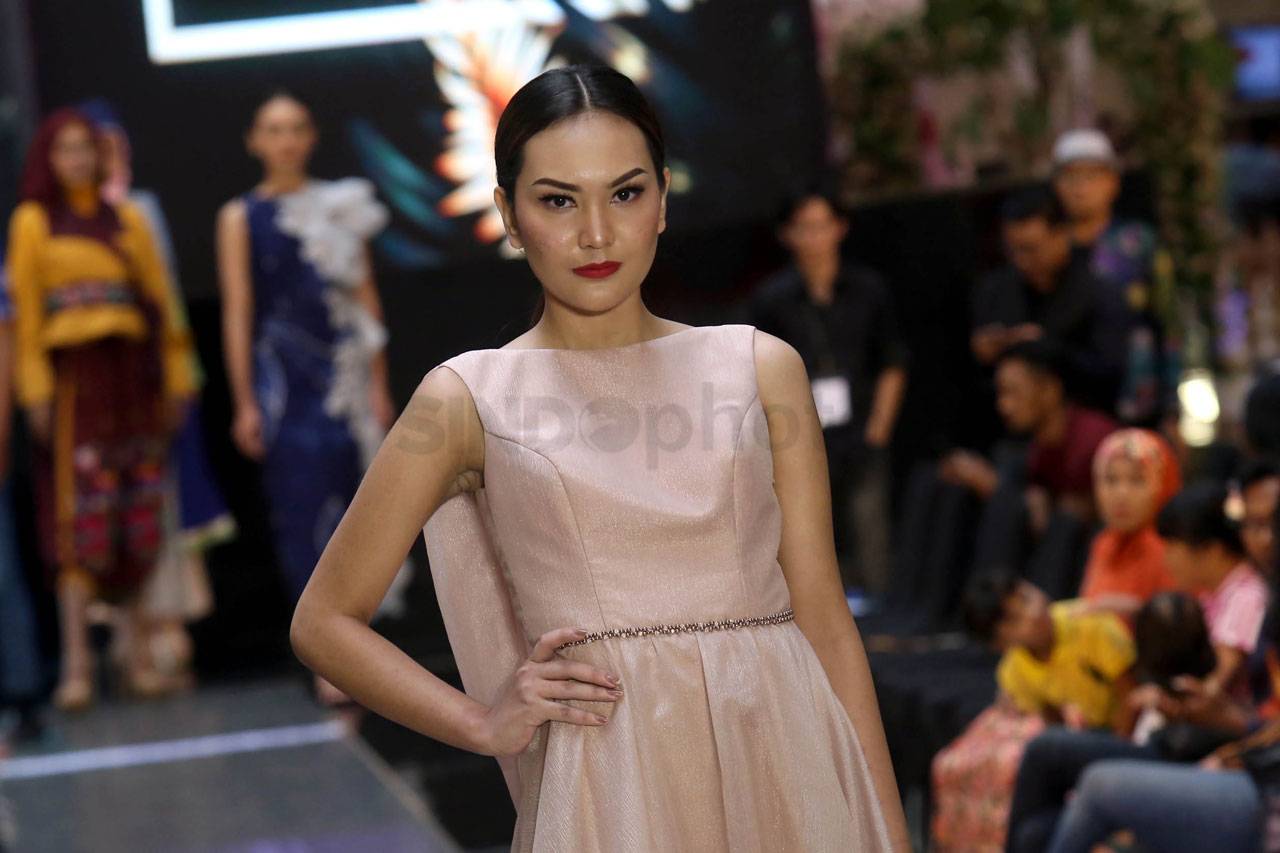 Surabaya Fashion Week...
