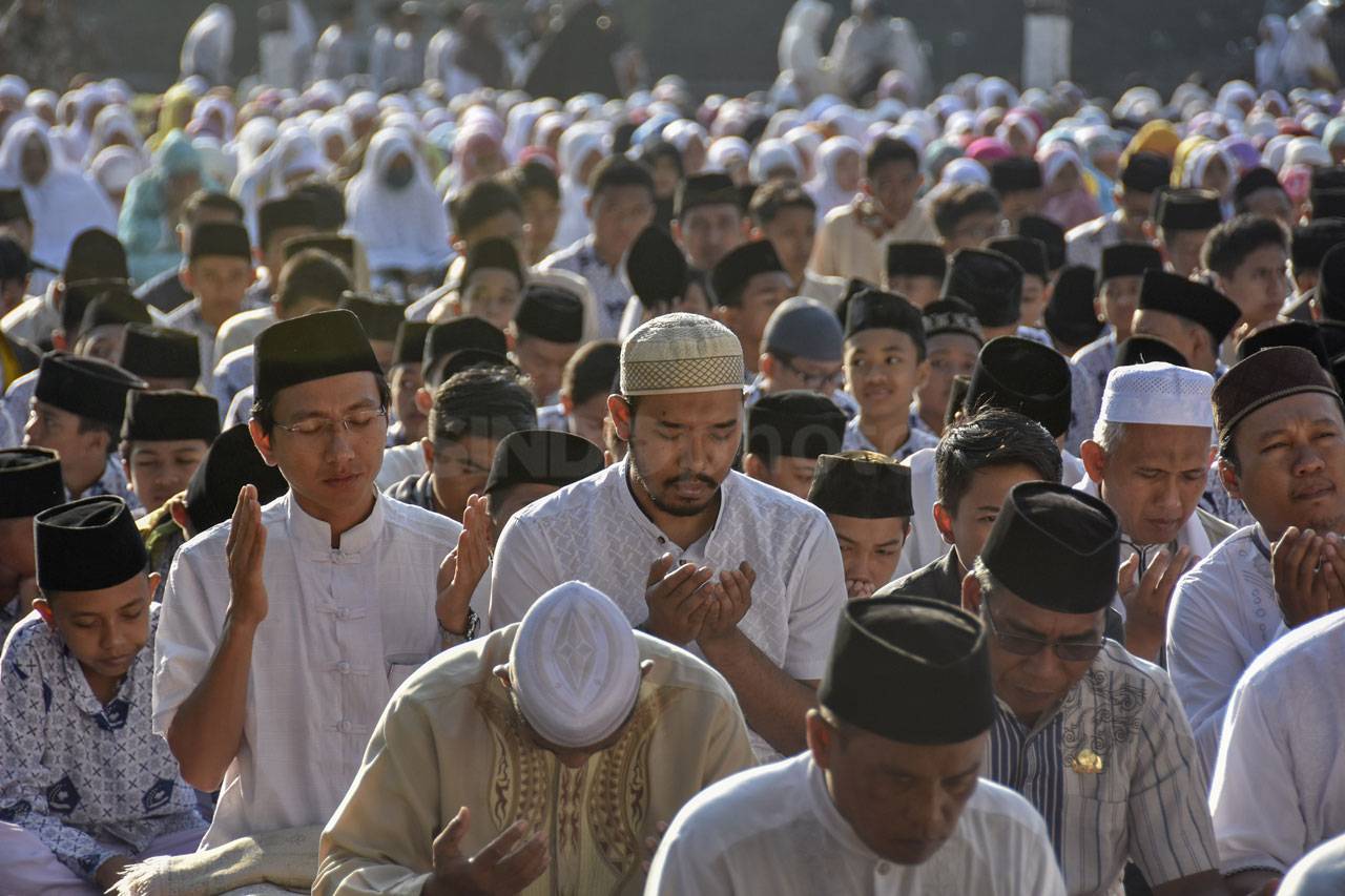 Umat Islam Salat Istisqa...