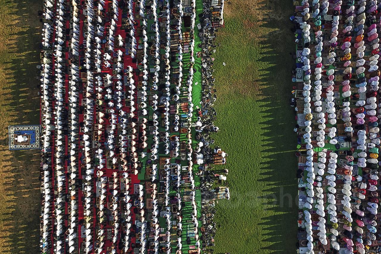 Umat Islam Salat Istisqa...