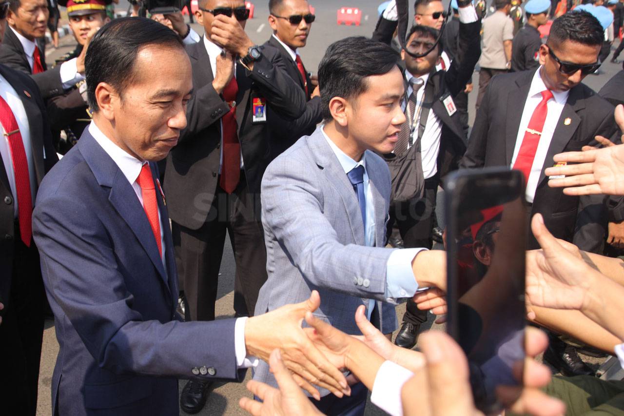 Jokowi Bersiap Menuju...