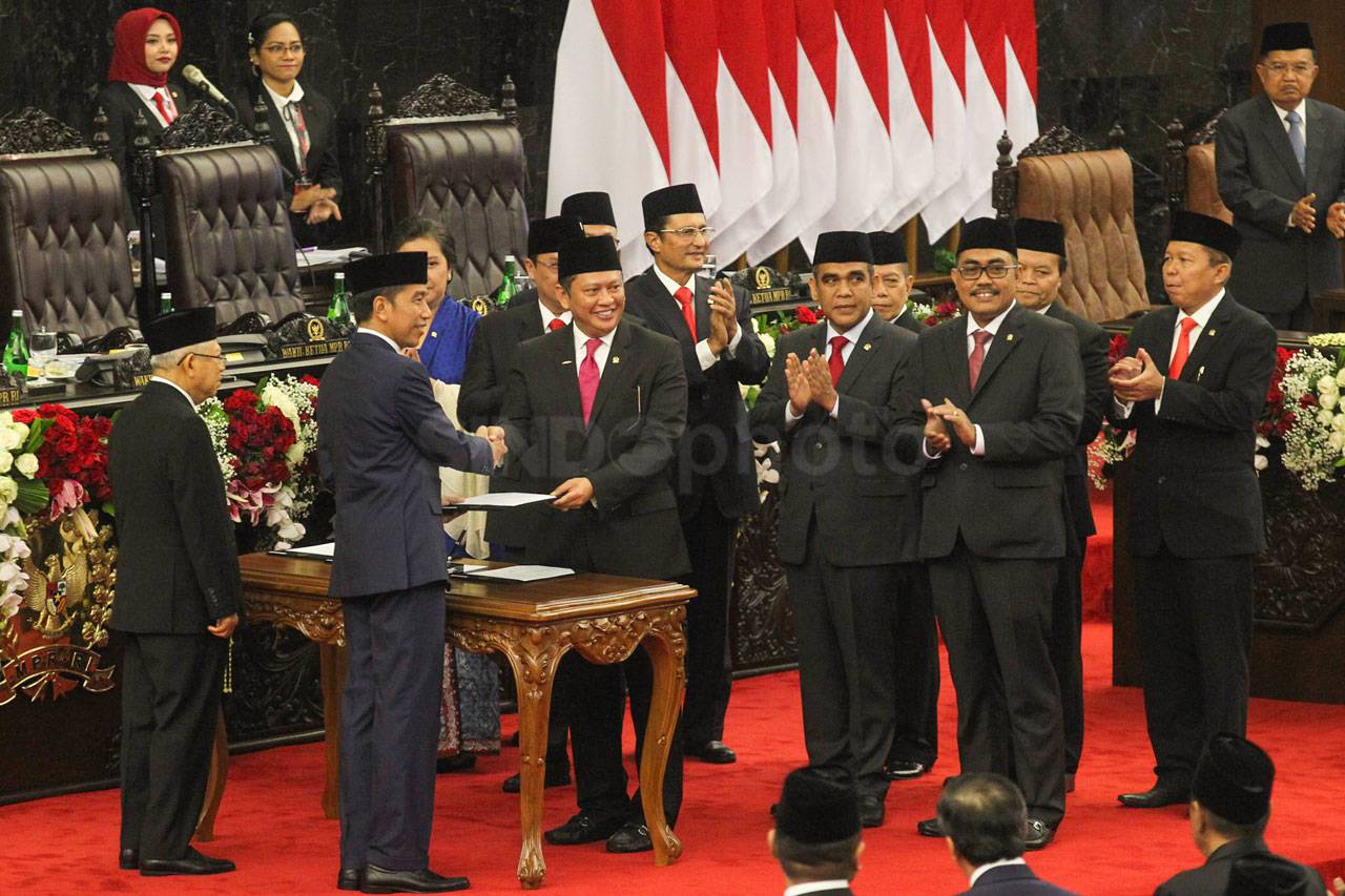 Jokowi Dilantik Sebagai...