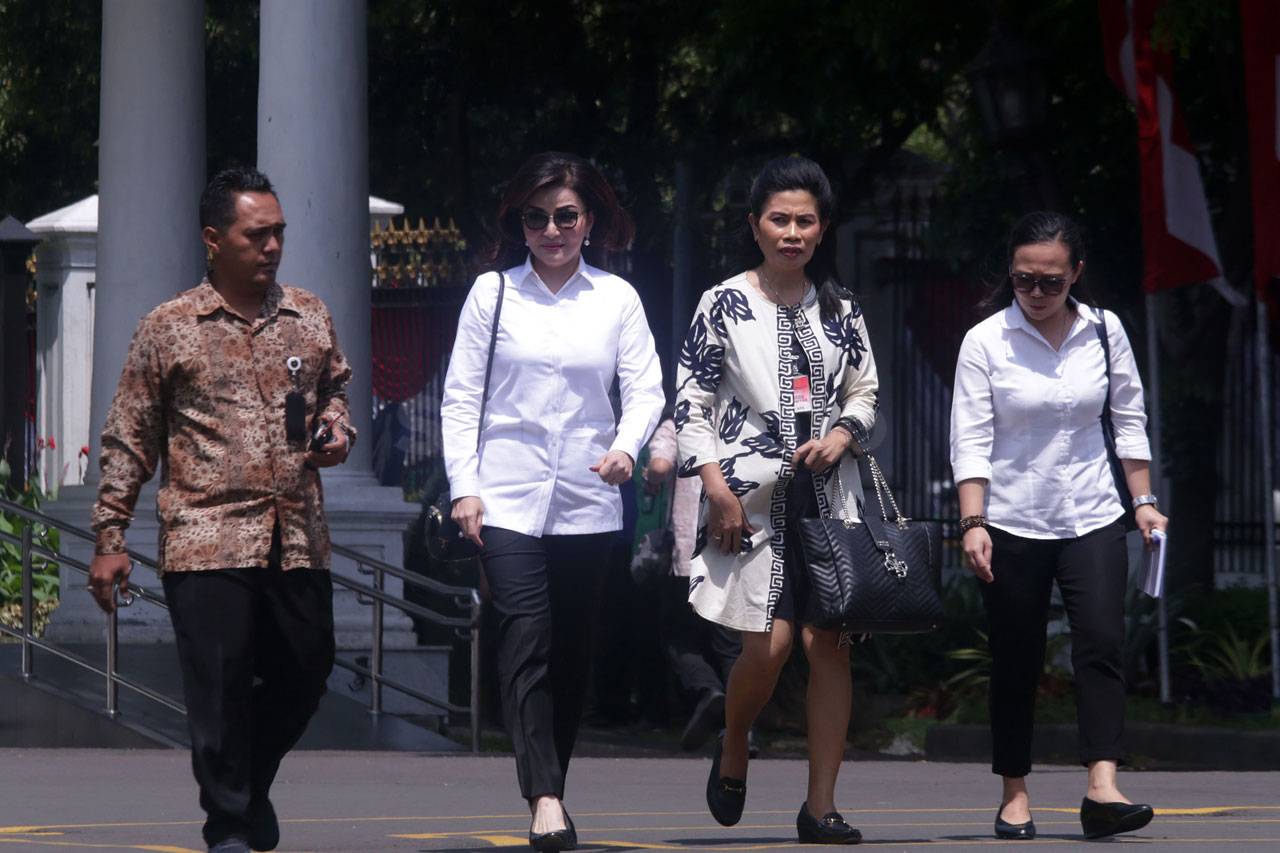 Bupati Minahasa Selatan...