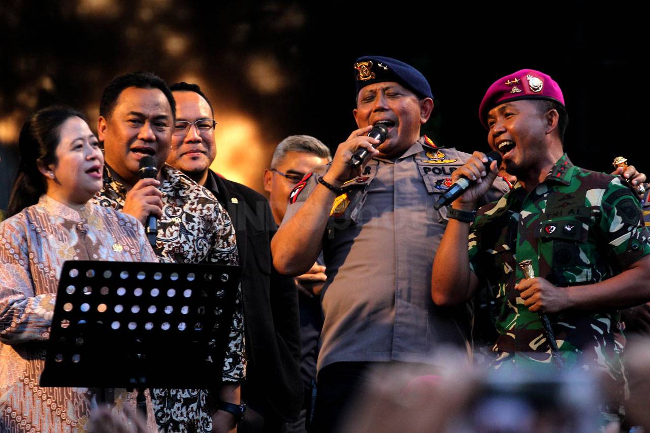 Pimpinan DPR Bergoyang...