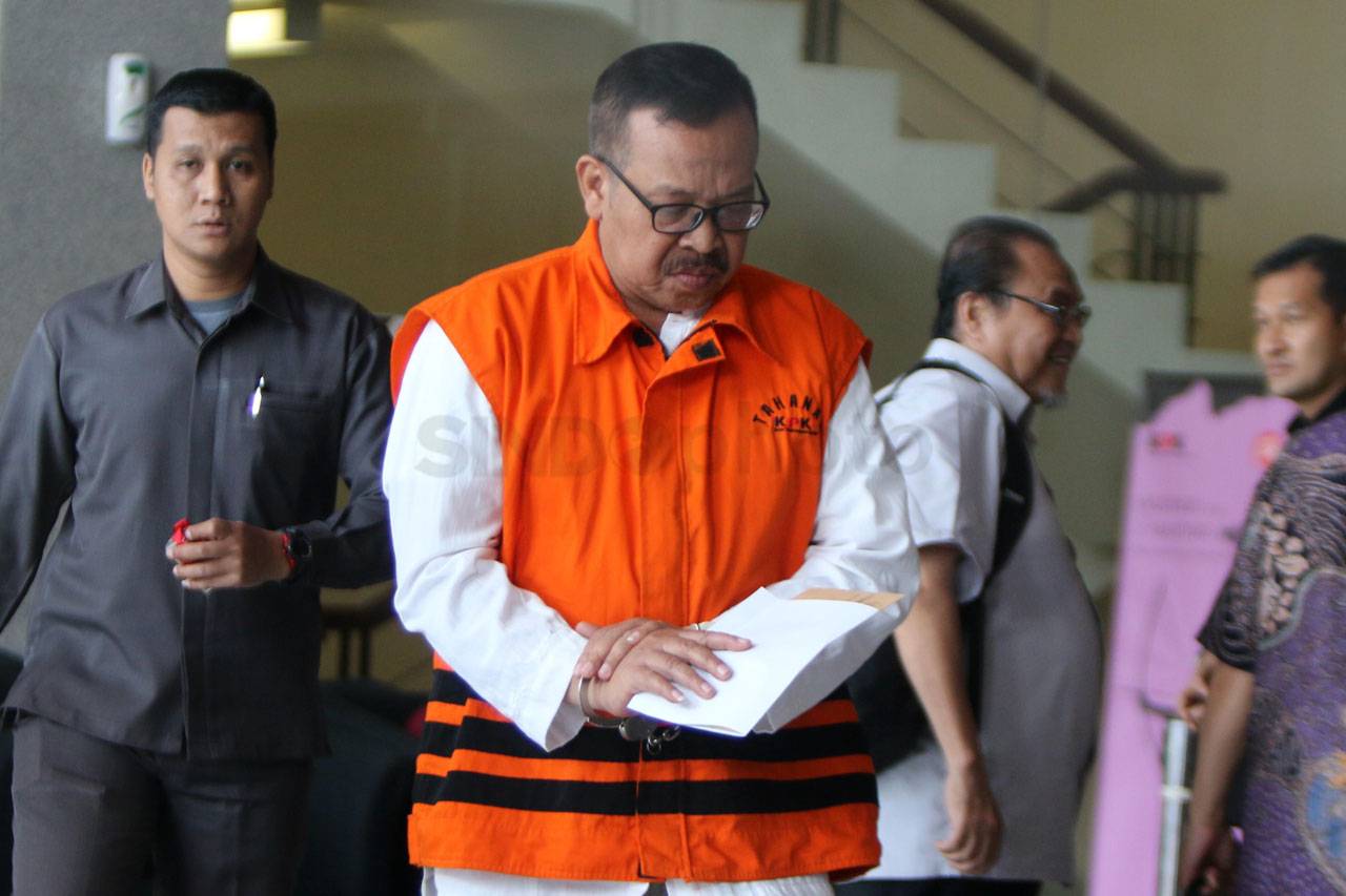 KPK Lanjutkan Pemeriksaan...