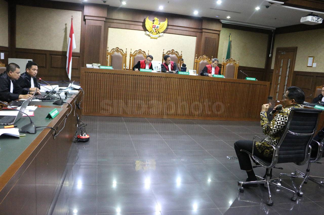 Eks Anggota DPR Bowo...