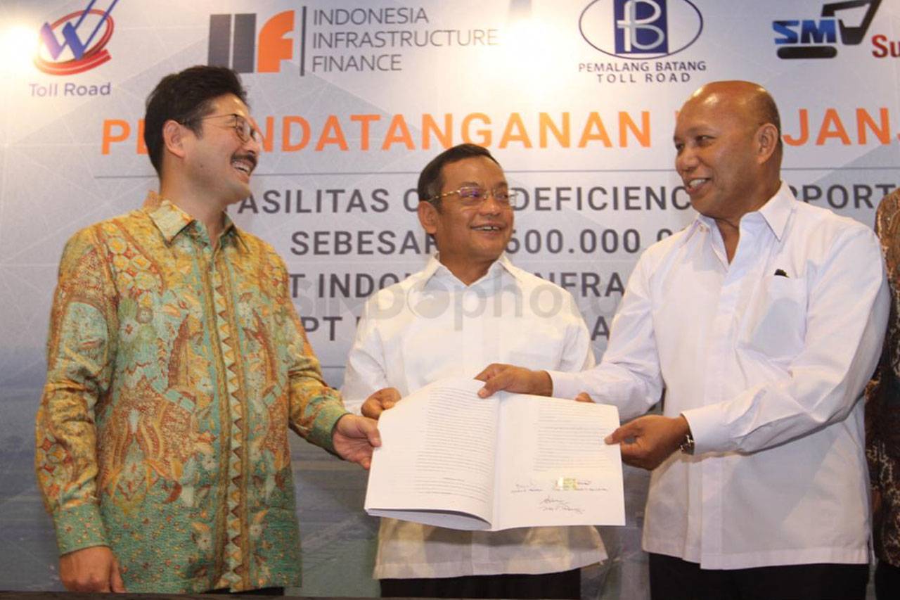 IIF Berikan Pinjaman...