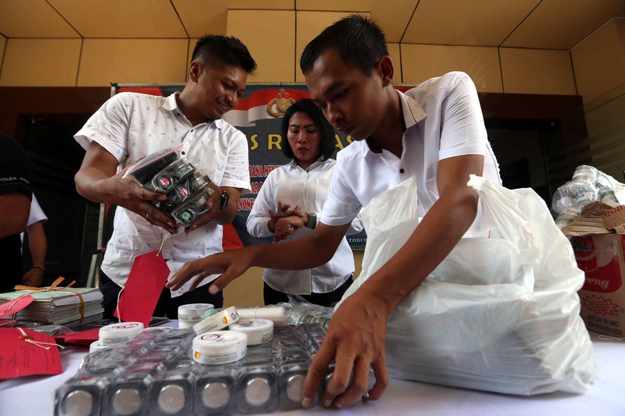 Polda Jatim Ungkap Peredaran...