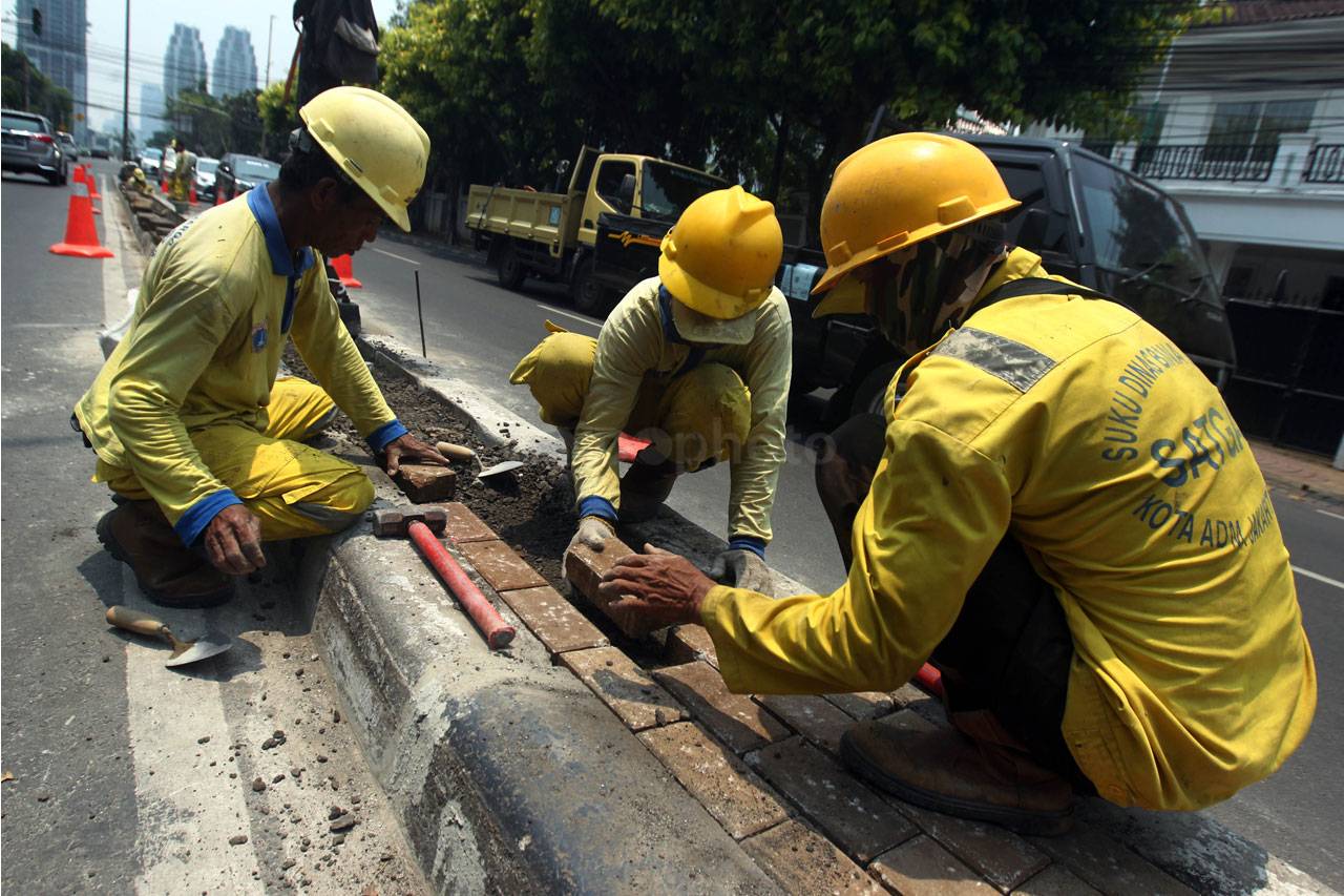 Sering Dilintasi Pemotor,...