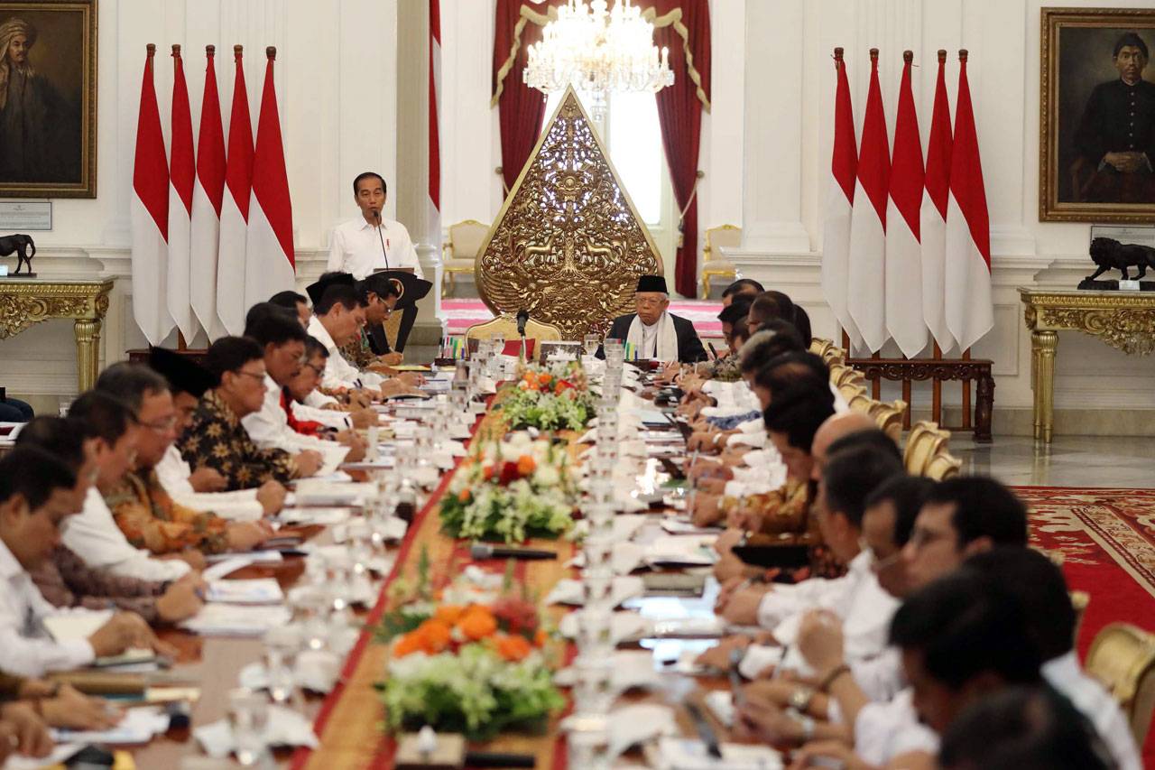 Presiden Jokowi Pimpin...