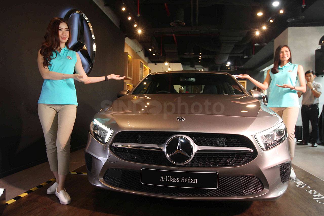 New A Class Resmi Meluncur...