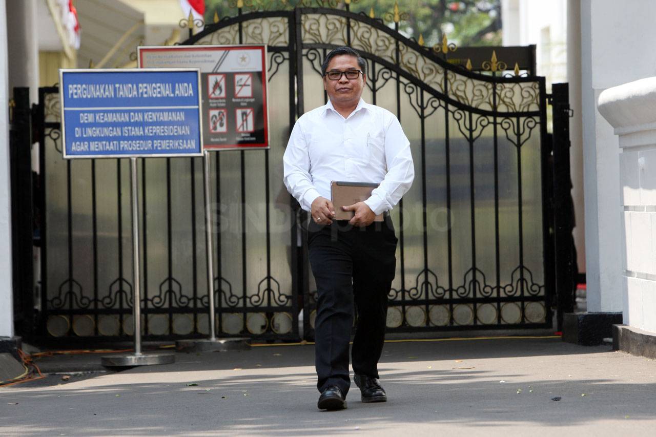 Presiden Jokowi Panggil...
