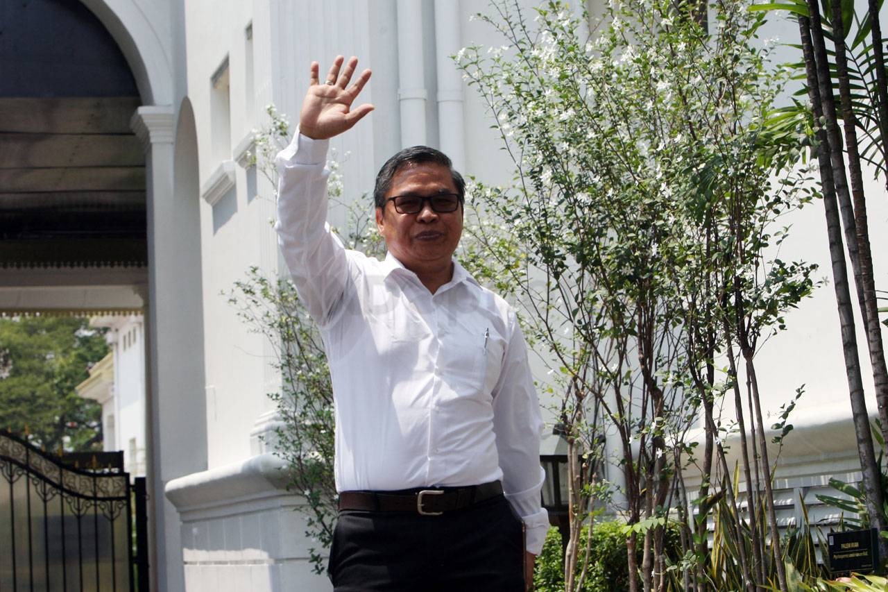 Presiden Jokowi Panggil...