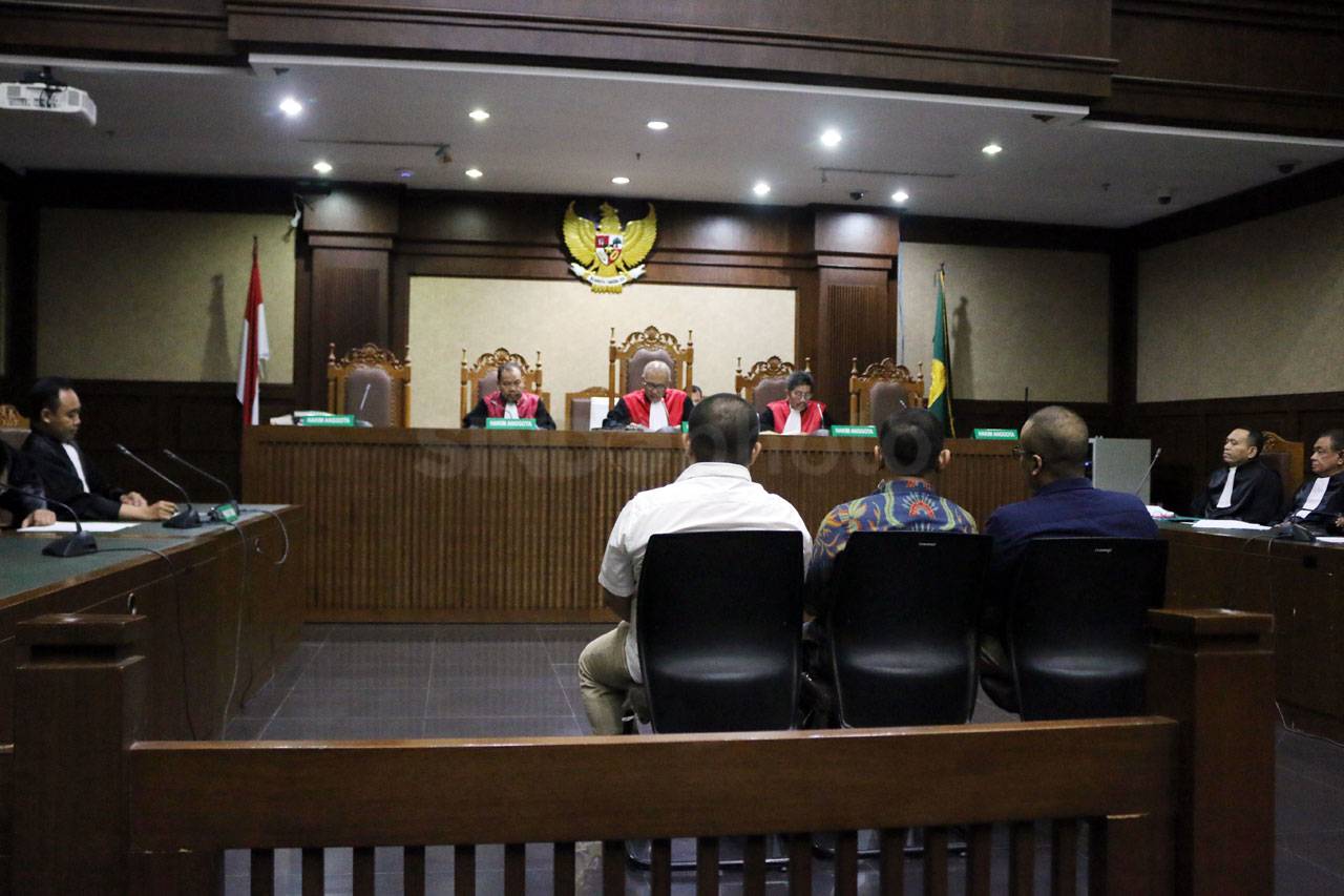 Tiga Tersangka Kasus...