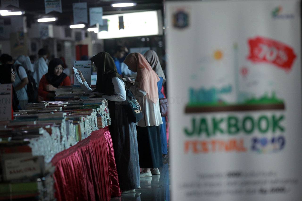 Berburu Buku Murah di...