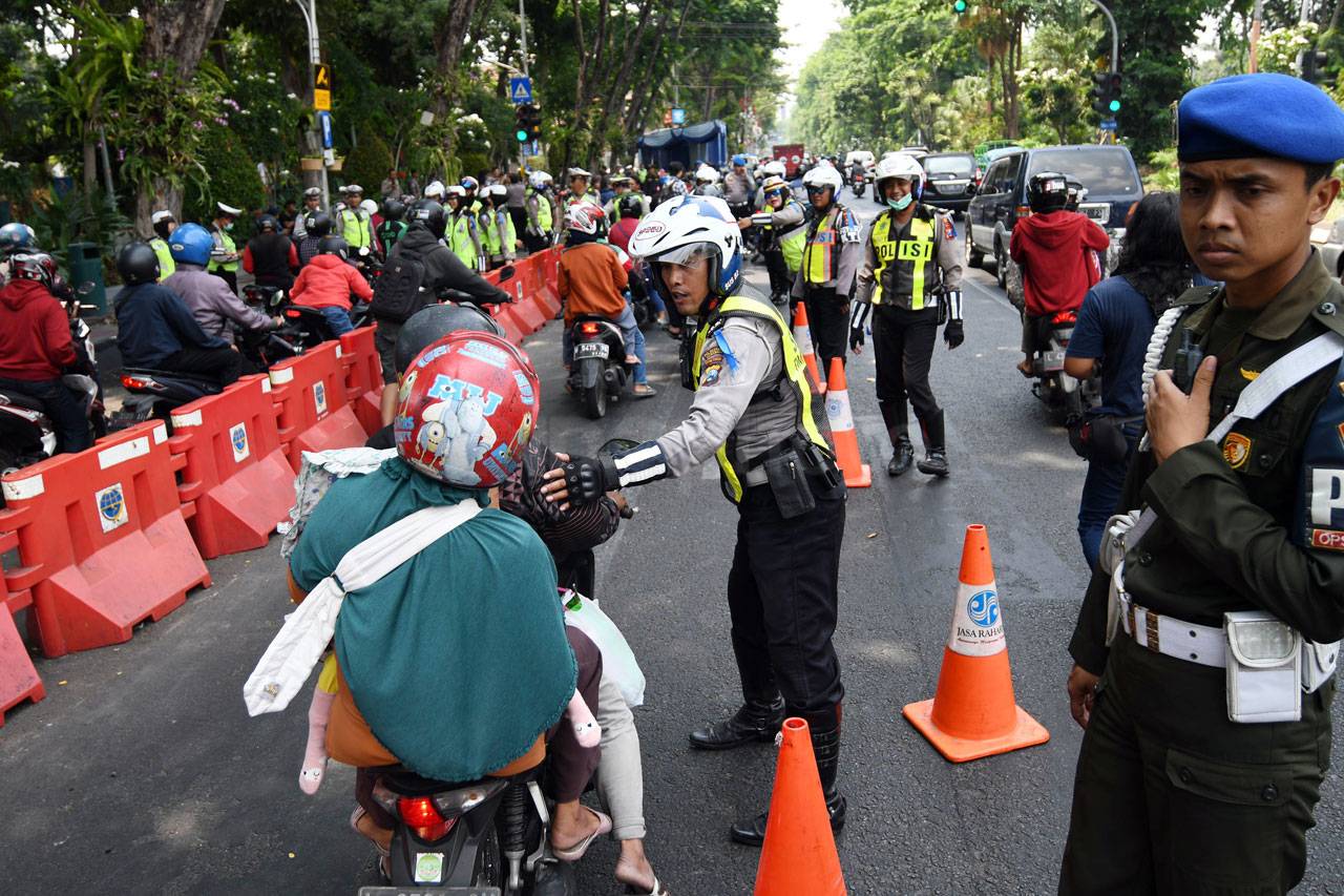 Polrestabes Surabaya...