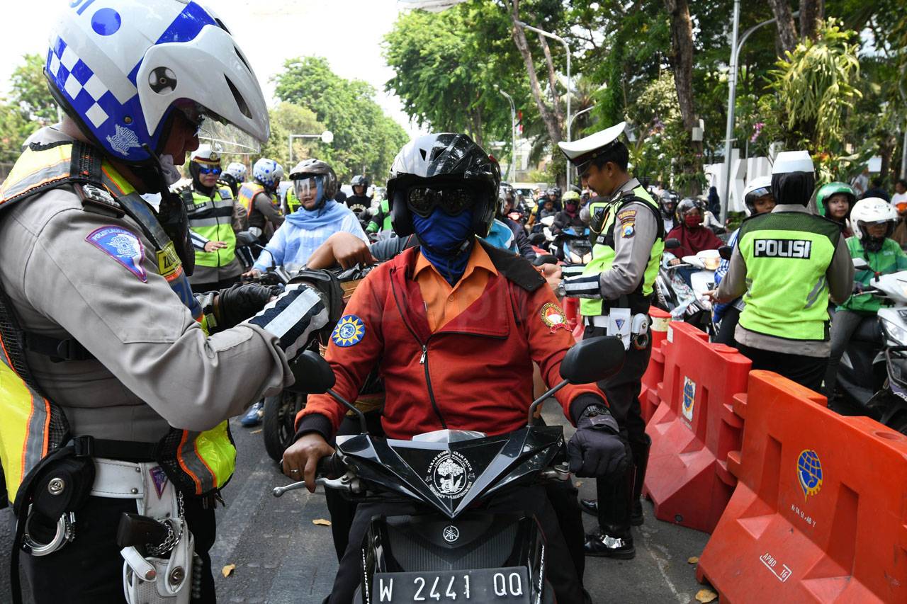 Polrestabes Surabaya...