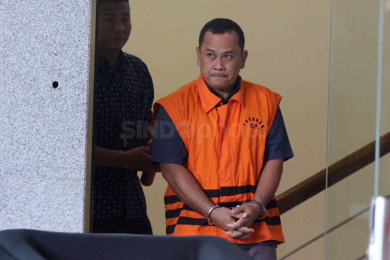 KPK Lanjutkan Pemeriksaan...