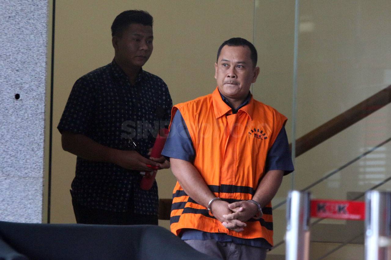 KPK Lanjutkan Pemeriksaan...