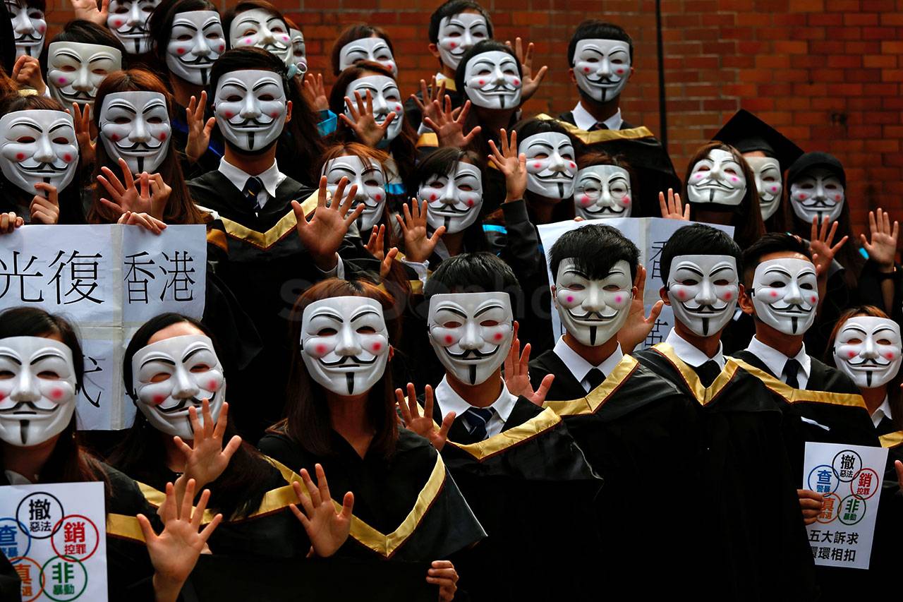 Wisudawan Hong Kong...