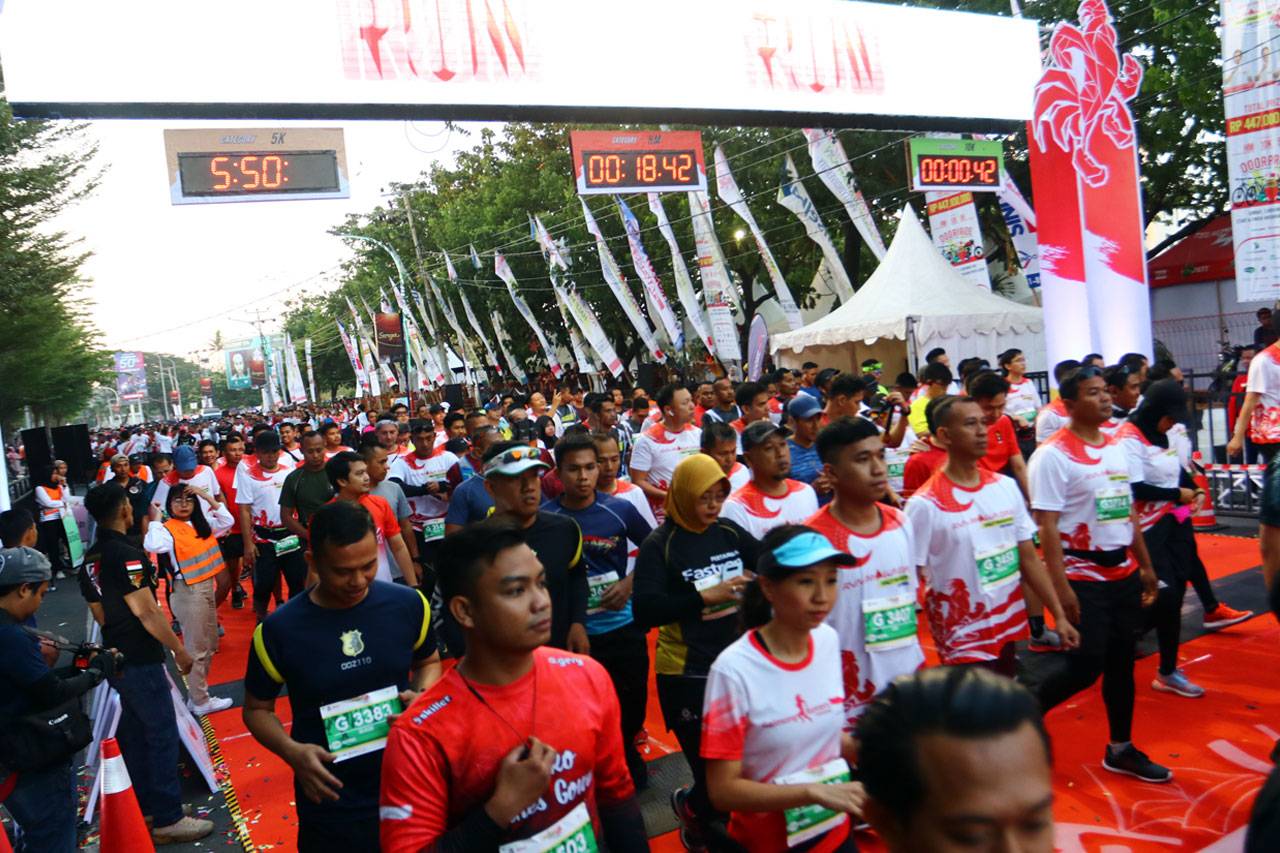 2.500 Pelari Ikuti Run...