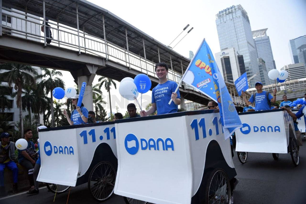 Parade Pesta DANA 11.11
