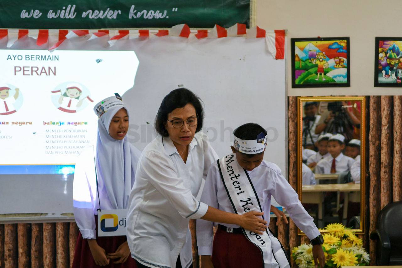 Menkeu Sri Mulyani Mengajar...