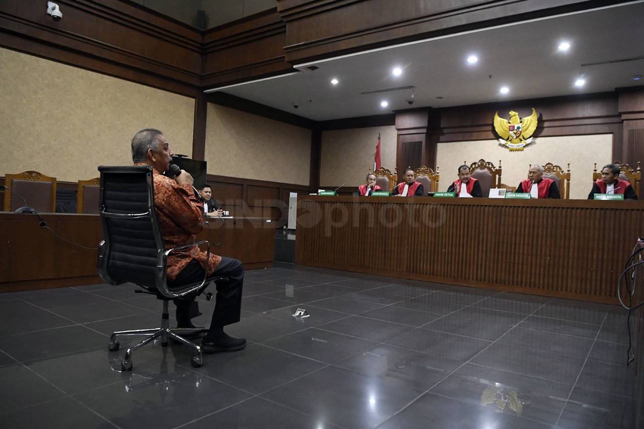 Mantan Dirut PLN Sofyan...