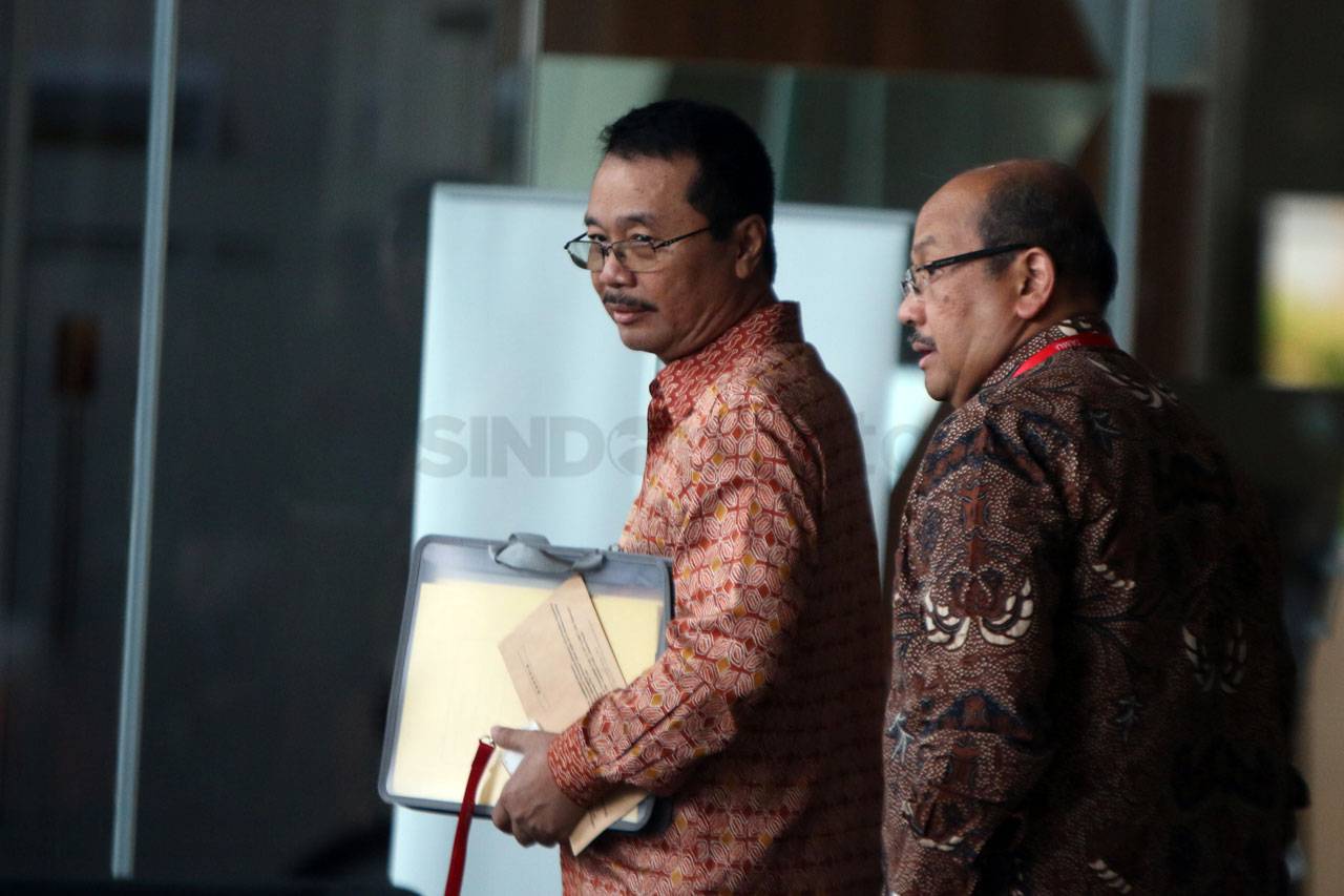 KPK Periksa Mantan Dirut...