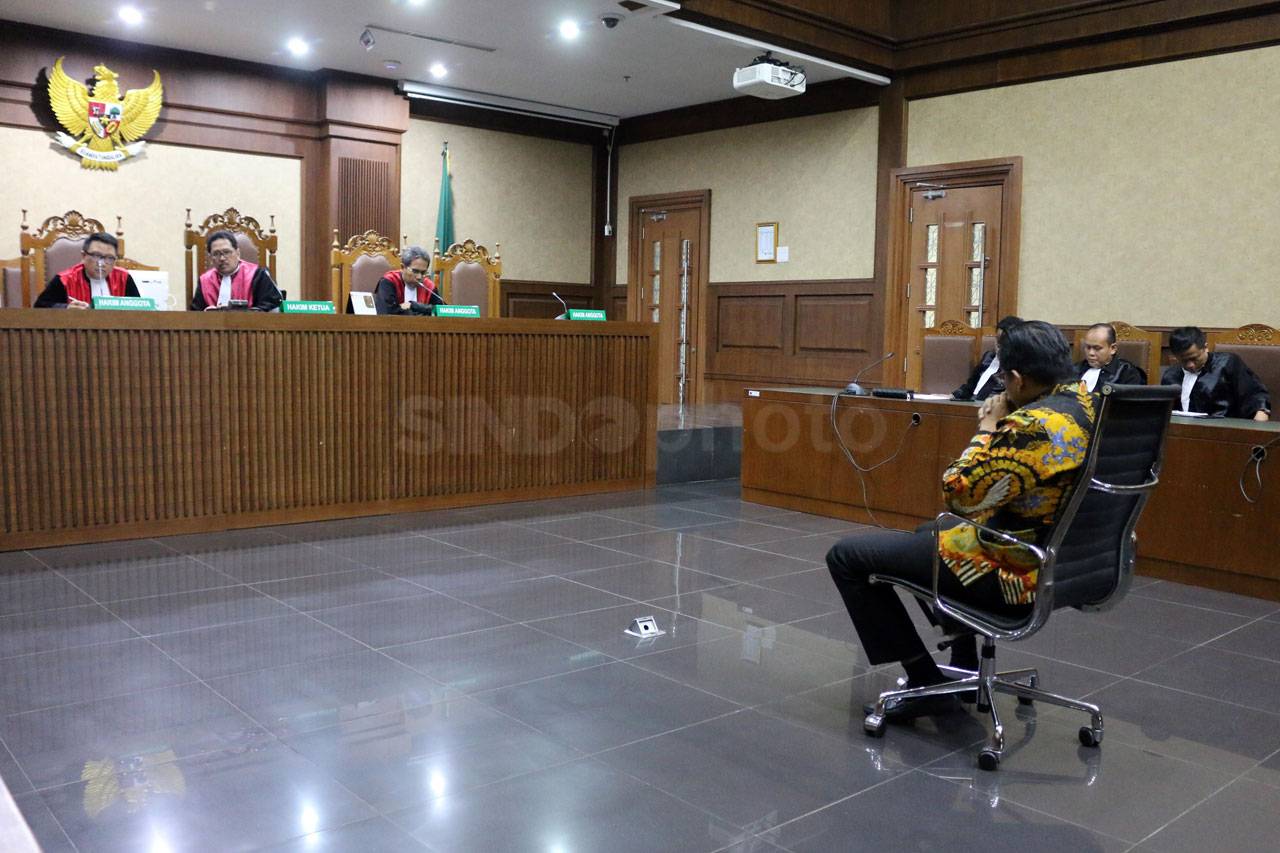 Eks Anggota DPR Bowo...