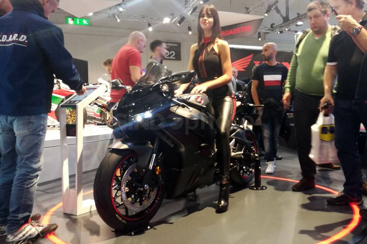 Honda Perkenalkan 8...