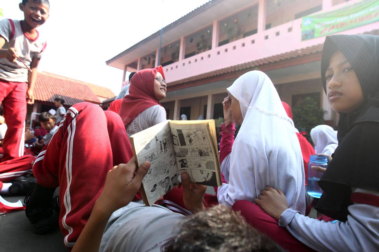 Peringati Hari Anak...