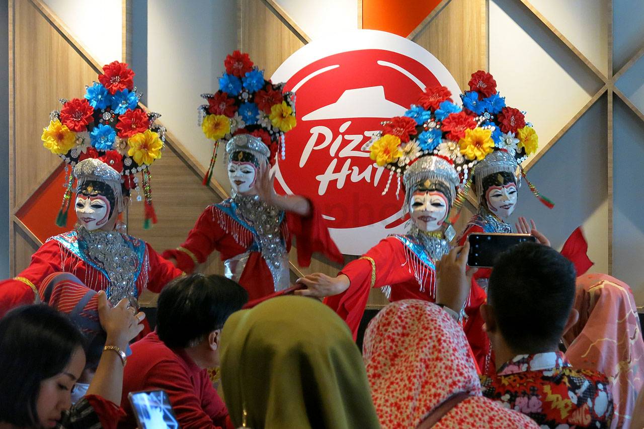 Pizza Hut Hadirkan Outlet...