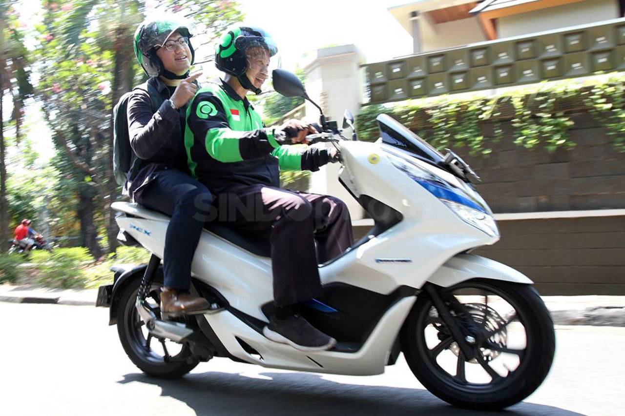 Allianz dan Gojek Perluas...
