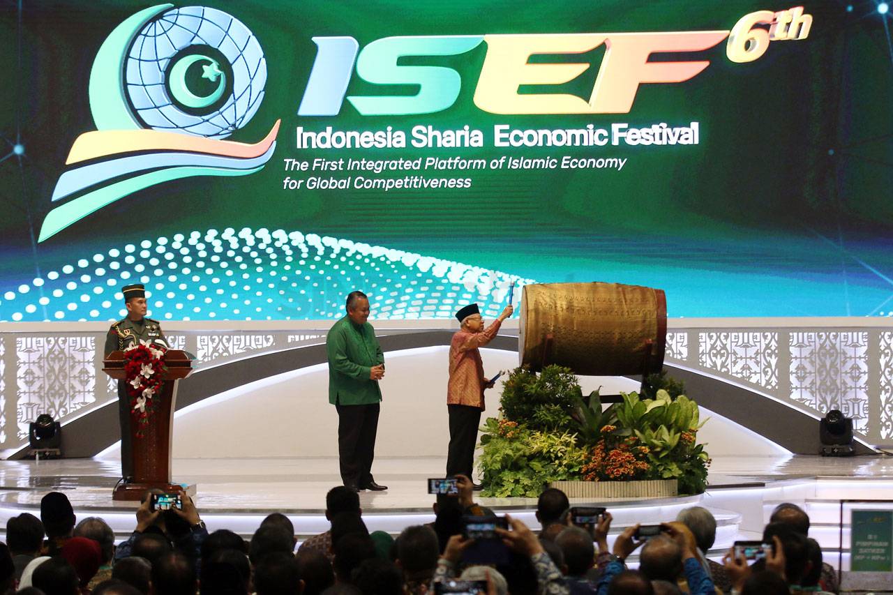 Wapres Maruf Amin Buka...