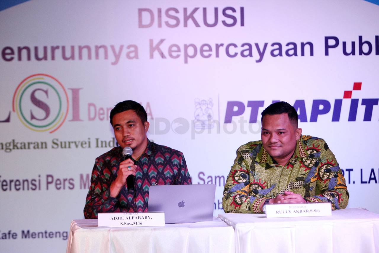 LSI Denny JA Jalin Kerja...