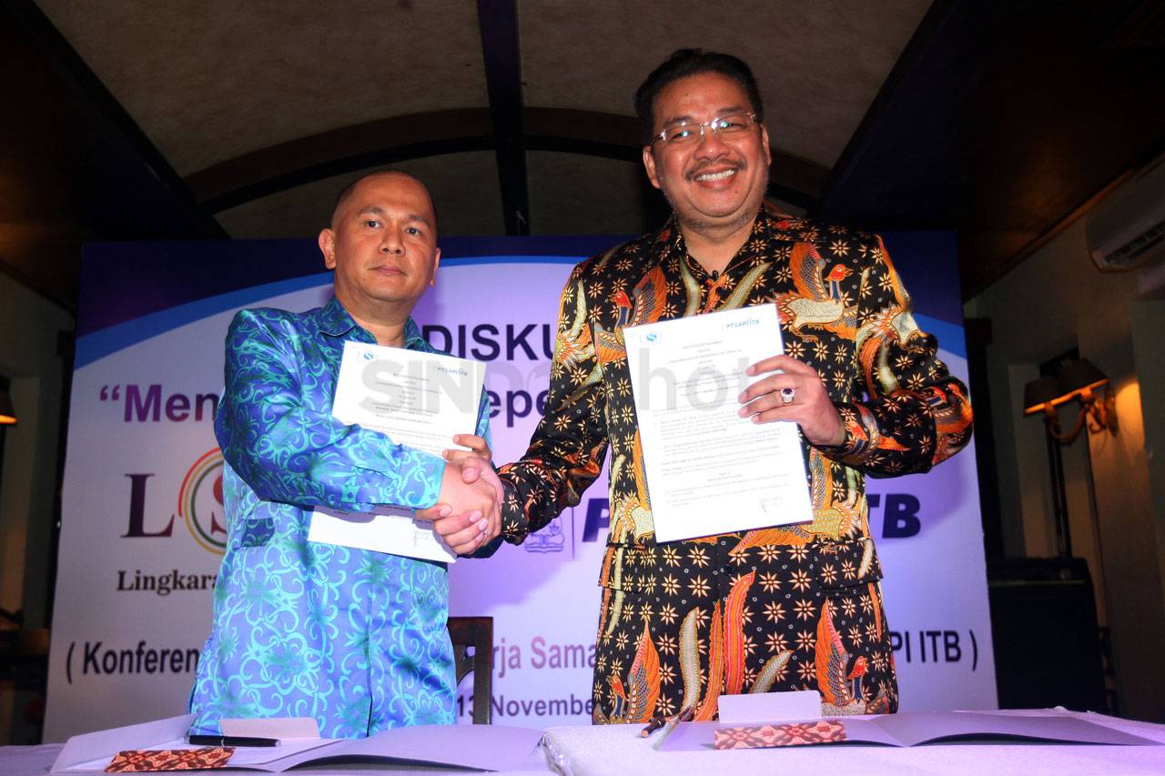 LSI Denny JA Jalin Kerja...