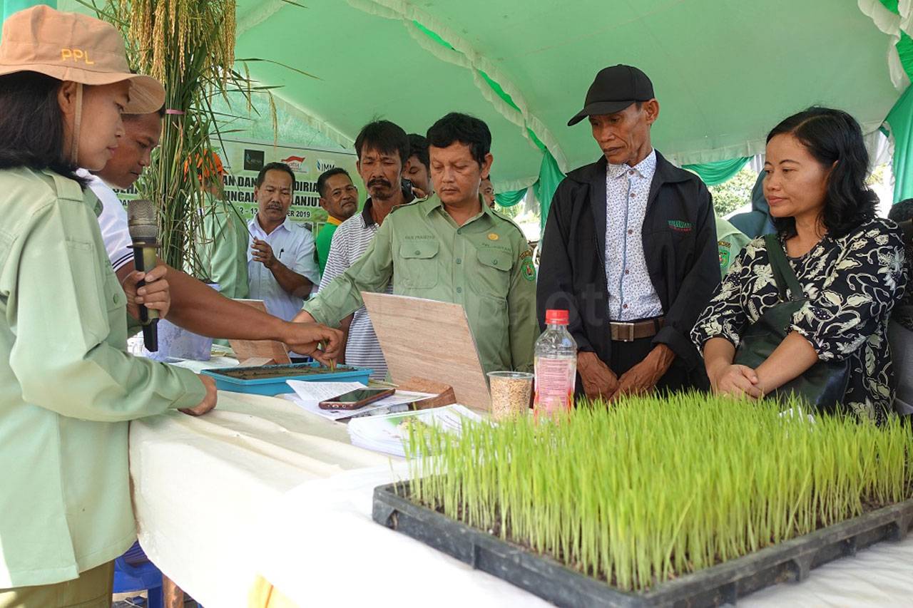 Petani di Bontang Inisiasi...
