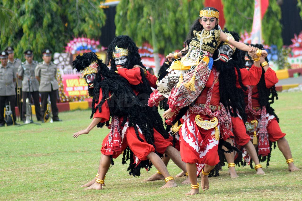 Atraksi Budaya Meriahkan...